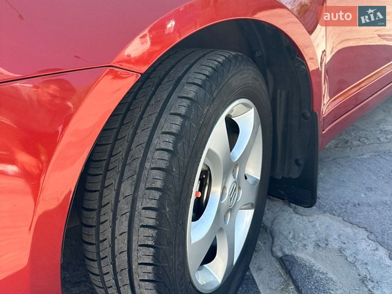 Хетчбек Suzuki Swift 2006 в Кривому Розі
