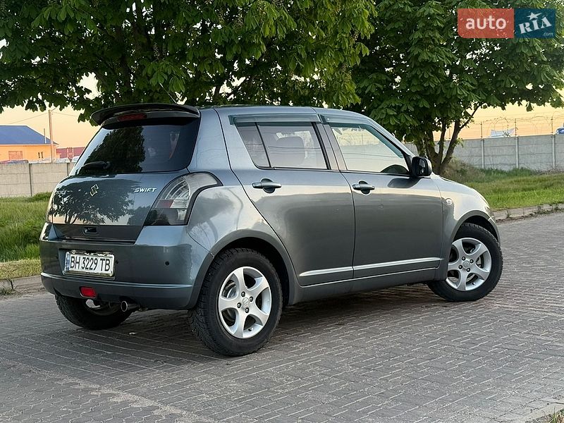 Хэтчбек Suzuki Swift 2007 в Одессе