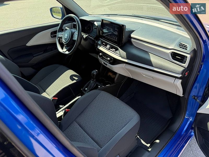 Хэтчбек Suzuki Swift 2024 в Полтаве