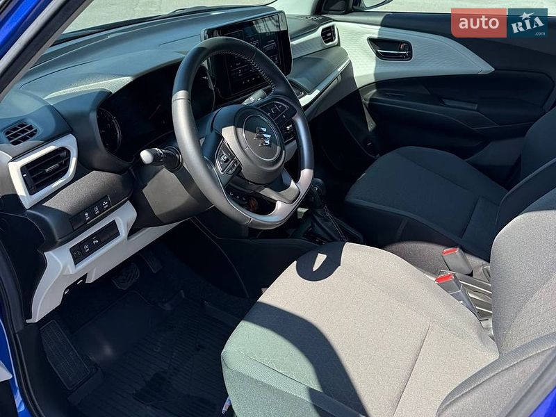 Хэтчбек Suzuki Swift 2024 в Полтаве