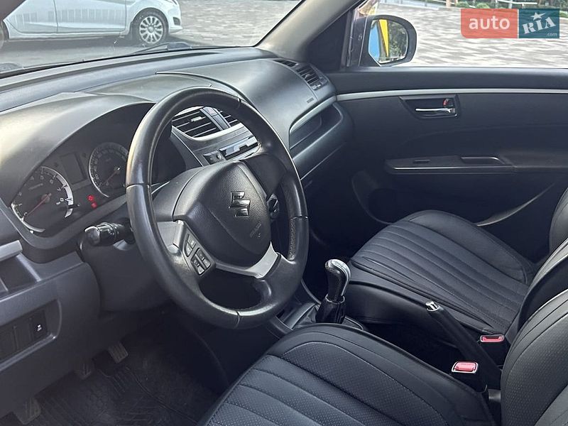 Хэтчбек Suzuki Swift 2012 в Днепре