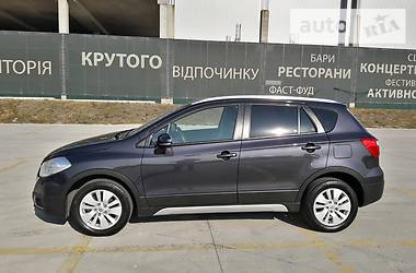 Внедорожник / Кроссовер Suzuki SX4 2015 в Киеве