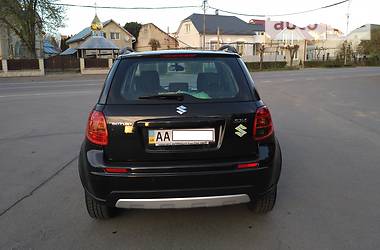 Хэтчбек Suzuki SX4 2013 в Ужгороде