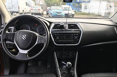 Позашляховик / Кросовер Suzuki SX4 2016 в Житомирі
