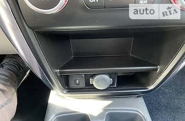 Позашляховик / Кросовер Suzuki SX4 2013 в 