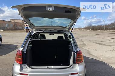 Позашляховик / Кросовер Suzuki SX4 2013 в 