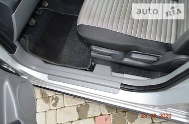 Позашляховик / Кросовер Suzuki SX4 2012 в 