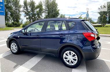 Внедорожник / Кроссовер Suzuki SX4 2018 в Киеве