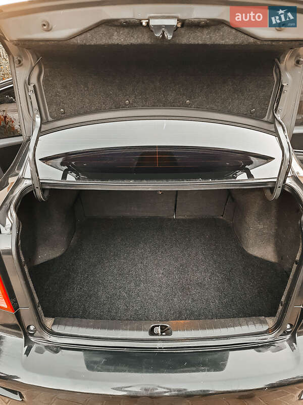 Седан Suzuki SX4 2008 в Кременчуге