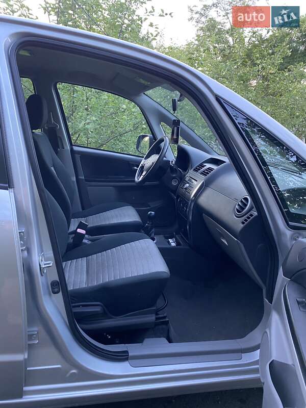 Внедорожник / Кроссовер Suzuki SX4 2008 в Первомайске