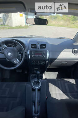 Внедорожник / Кроссовер Suzuki SX4 2012 в Мукачево