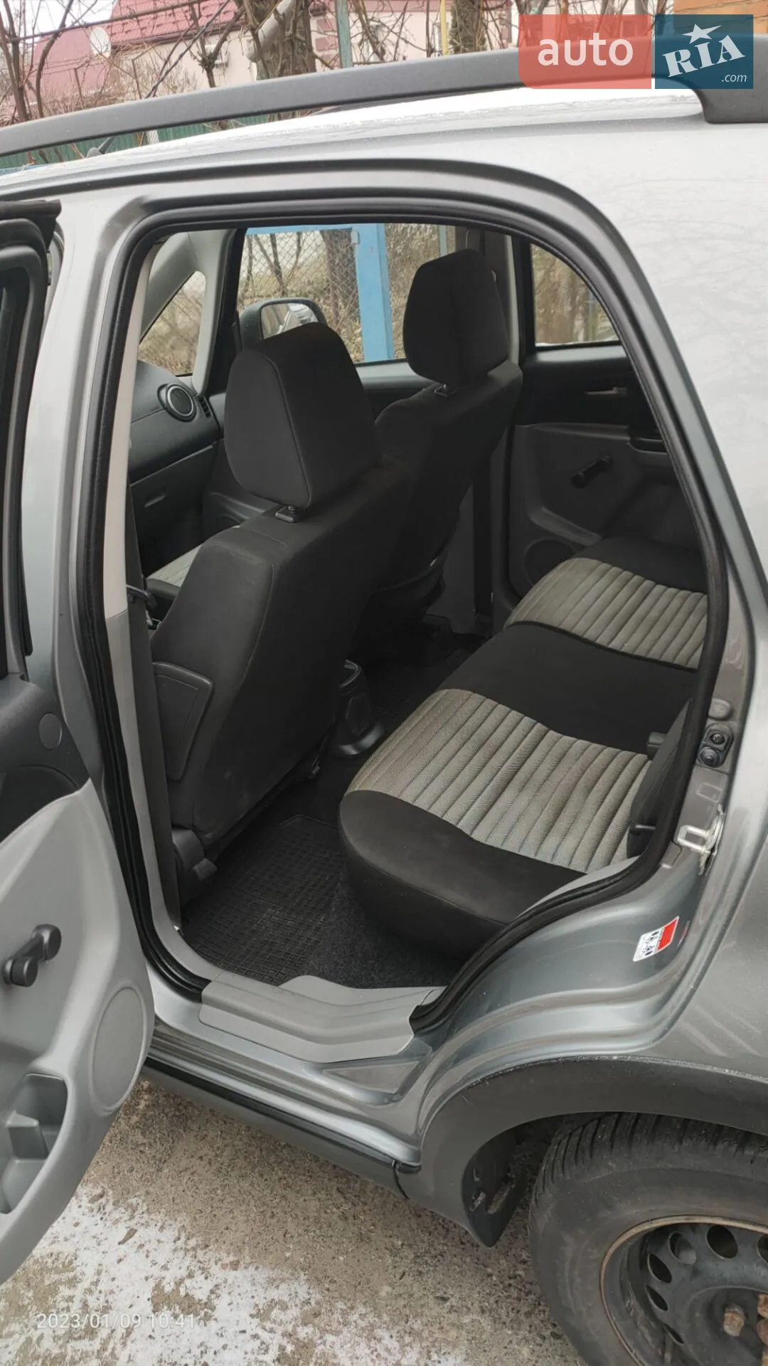 2011 Suzuki SX4 - мініатюра 14