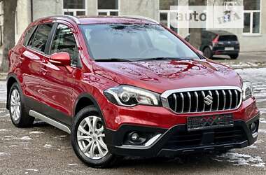 Внедорожник / Кроссовер Suzuki SX4 2017 в Киеве