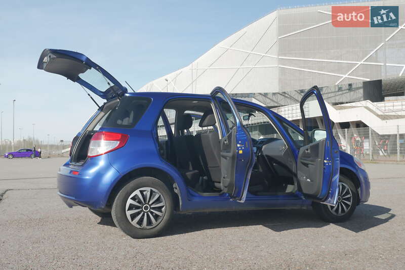 Позашляховик / Кросовер Suzuki SX4 2012 в Львові фото 2 Позашляховик / Кросовер Suzuki SX4 2012 в Львові