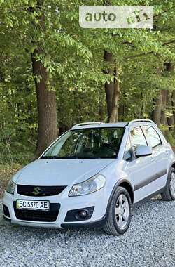 Внедорожник / Кроссовер Suzuki SX4 2012 в Львове