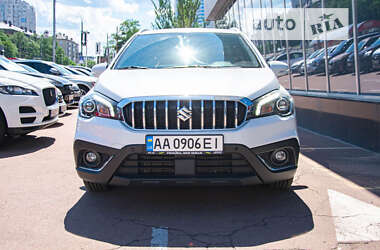 Внедорожник / Кроссовер Suzuki SX4 2017 в Киеве