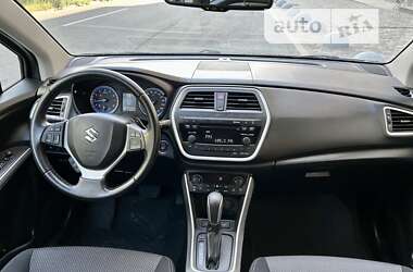 Внедорожник / Кроссовер Suzuki SX4 2014 в Харькове