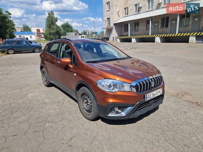 Внедорожник / Кроссовер Suzuki SX4 2019 в Кривом Роге