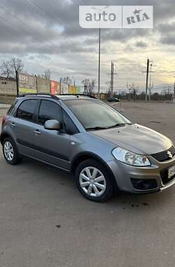 Внедорожник / Кроссовер Suzuki SX4 2012 в Киеве