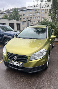 Внедорожник / Кроссовер Suzuki SX4 2014 в Житомире