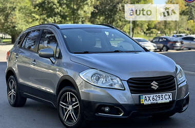 Внедорожник / Кроссовер Suzuki SX4 2014 в Харькове