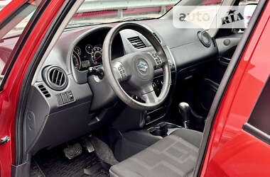 Внедорожник / Кроссовер Suzuki SX4 2011 в Киеве