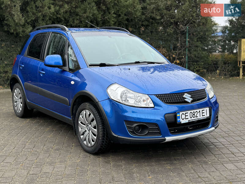 Внедорожник / Кроссовер Suzuki SX4 2012 в Черновцах