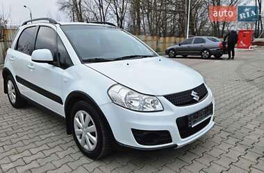 Внедорожник / Кроссовер Suzuki SX4 2012 в Виннице