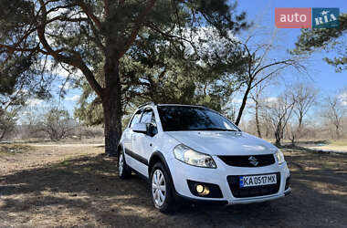 Внедорожник / Кроссовер Suzuki SX4 2011 в Киеве