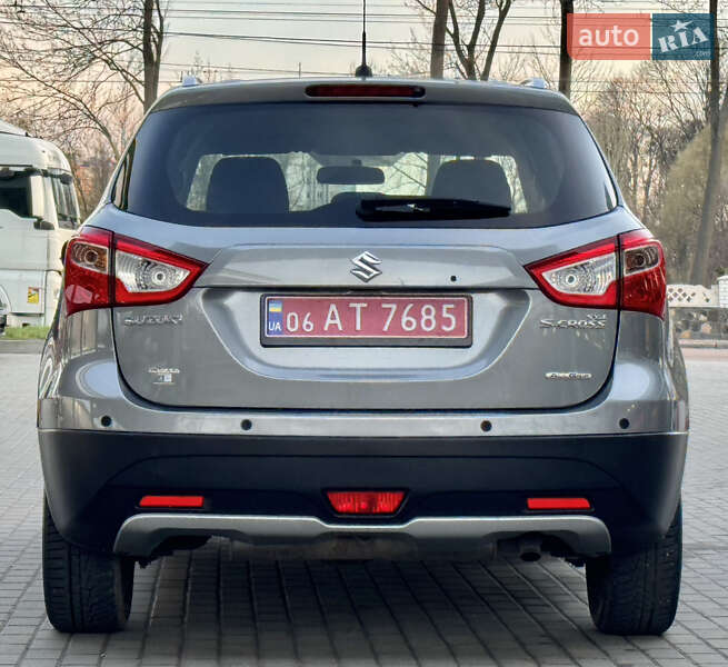 Внедорожник / Кроссовер Suzuki SX4 2016 в Житомире