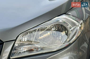 Внедорожник / Кроссовер Suzuki SX4 2016 в 