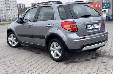 Внедорожник / Кроссовер Suzuki SX4 2013 в 