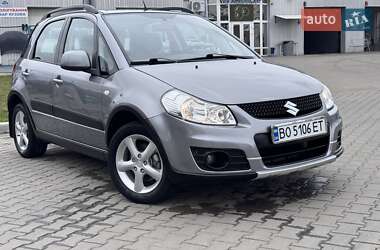 Внедорожник / Кроссовер Suzuki SX4 2013 в 