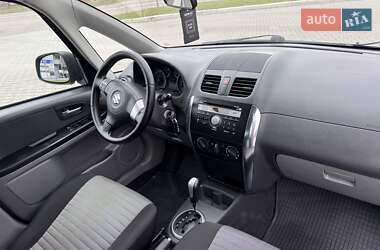 Внедорожник / Кроссовер Suzuki SX4 2013 в 