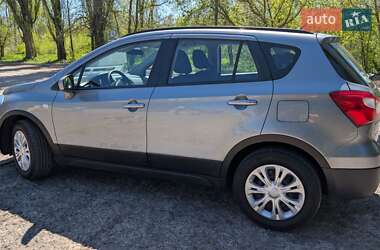 Позашляховик / Кросовер Suzuki SX4 2021 в 