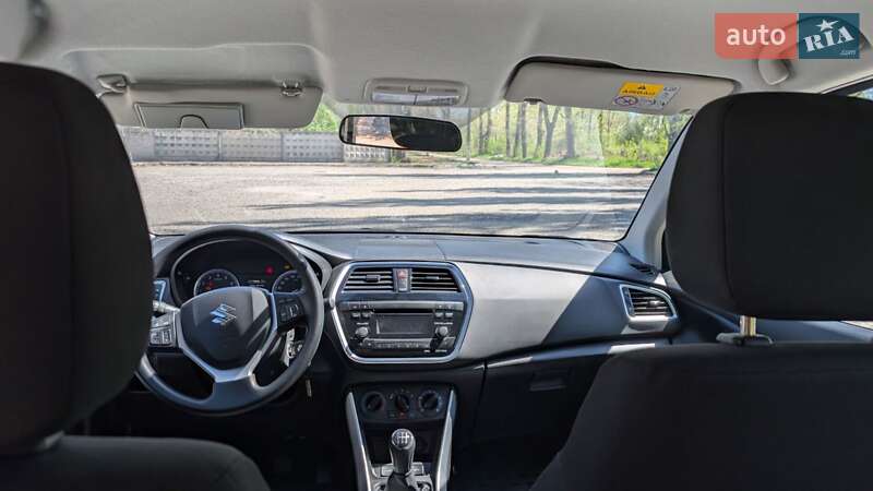 Внедорожник / Кроссовер Suzuki SX4 2021 в Кривом Роге