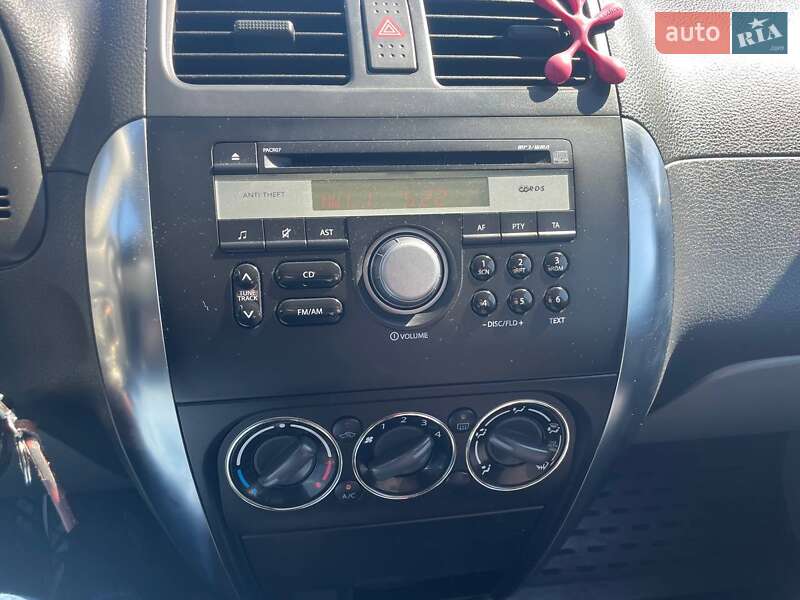 Хэтчбек Suzuki SX4 2007 в Львове