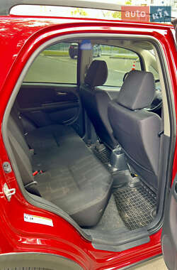 Внедорожник / Кроссовер Suzuki SX4 2011 в 