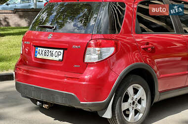 Внедорожник / Кроссовер Suzuki SX4 2011 в 