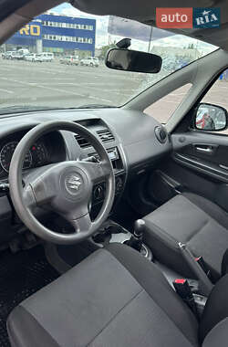 Седан Suzuki SX4 2009 в 