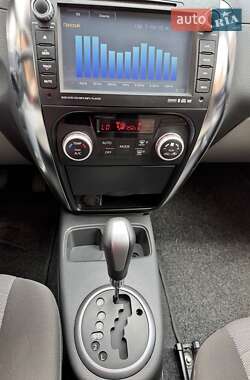 Внедорожник / Кроссовер Suzuki SX4 2012 в 