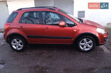 Позашляховик / Кросовер Suzuki SX4 2010 в Калуші