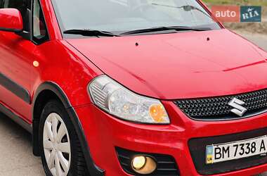 Позашляховик / Кросовер Suzuki SX4 2014 в 