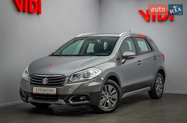 Внедорожник / Кроссовер Suzuki SX4 2013 в Киеве