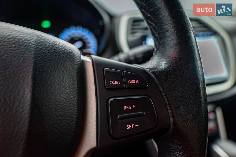 Внедорожник / Кроссовер Suzuki SX4 2013 в Киеве
