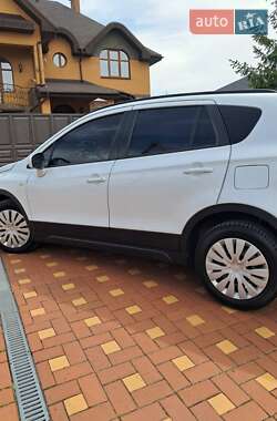 Внедорожник / Кроссовер Suzuki SX4 2016 в Харькове
