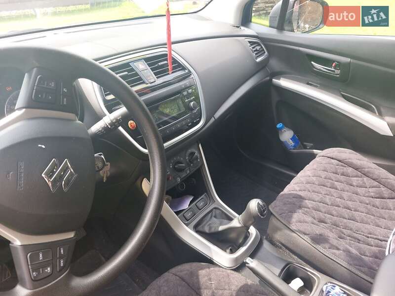 Внедорожник / Кроссовер Suzuki SX4 2021 в Гадяче