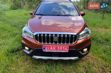 Внедорожник / Кроссовер Suzuki SX4 2018 в 