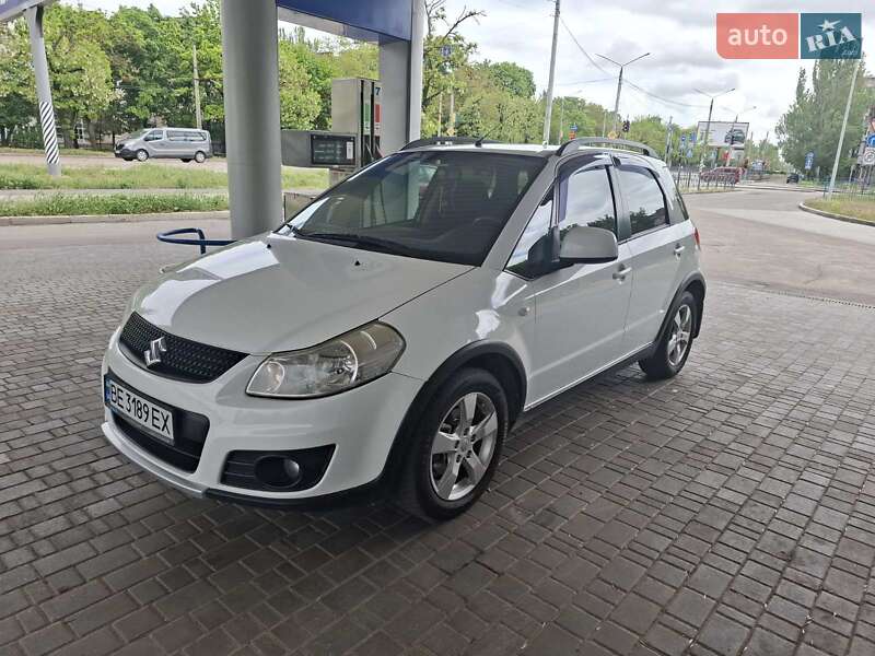 Внедорожник / Кроссовер Suzuki SX4 2012 в Николаеве