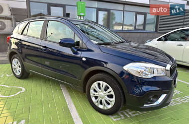 Внедорожник / Кроссовер Suzuki SX4 2017 в 